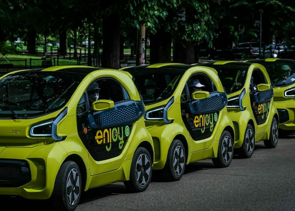  Eni: in de stad Turijn wordt de Enjoy-fleet elektrisch met de komst van 100 XEV YOYO-stadsauto's 